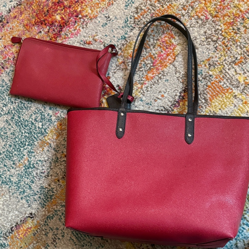 Coach Red Tote, reversible to buffalo plaid and Matching Zip Pouch - Picture 5 of 8